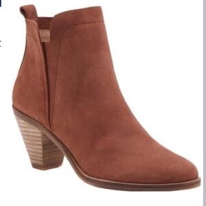 Lucky‎ brand suede Jana ankle boots
